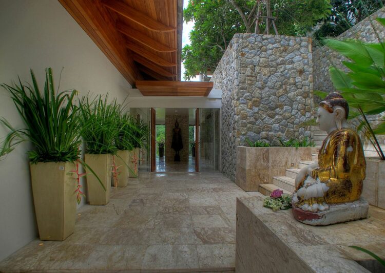 6. Villa Minh Grand Entrance