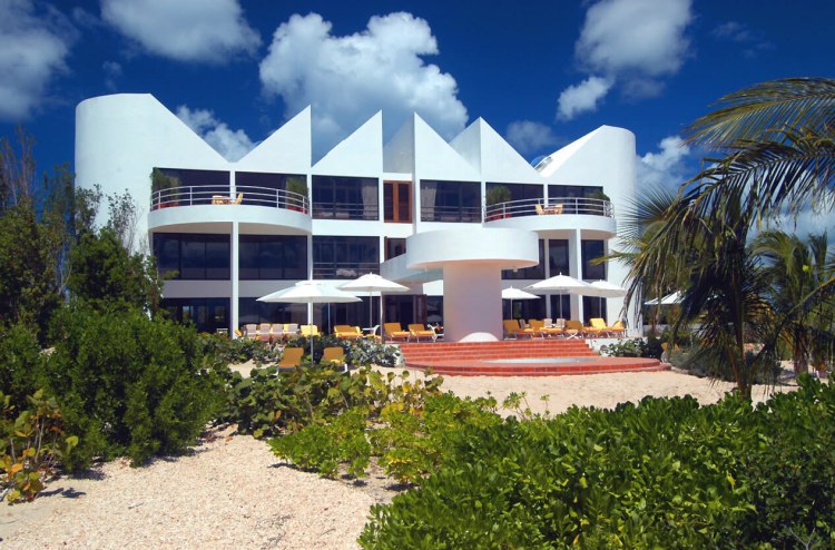 African Sapphire Anguilla 11