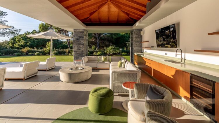 Algarve Estate Luxus Ferienhaus Portugal Mieten Außenküche