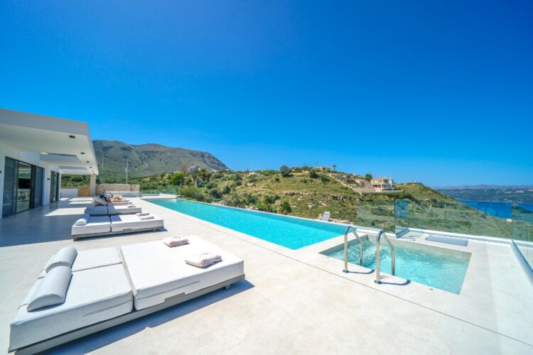 Aptera Villa Luxus Ferienhaus Kreta Mieten Poolbereich