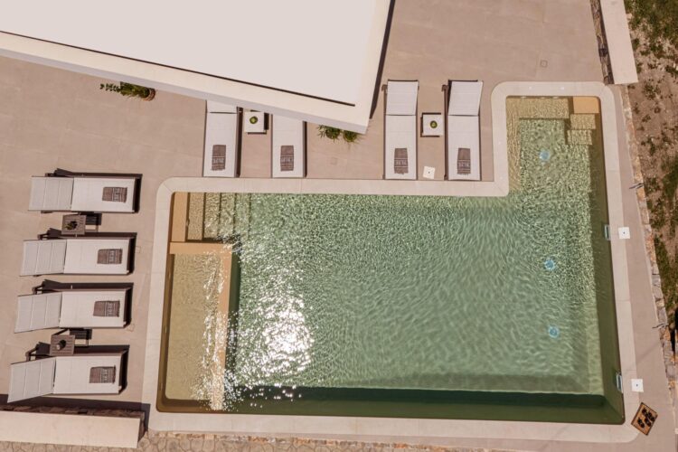 Baech Villa Paralia Luxus Ferienhaus Kreta Am Strand Mieten Drohne