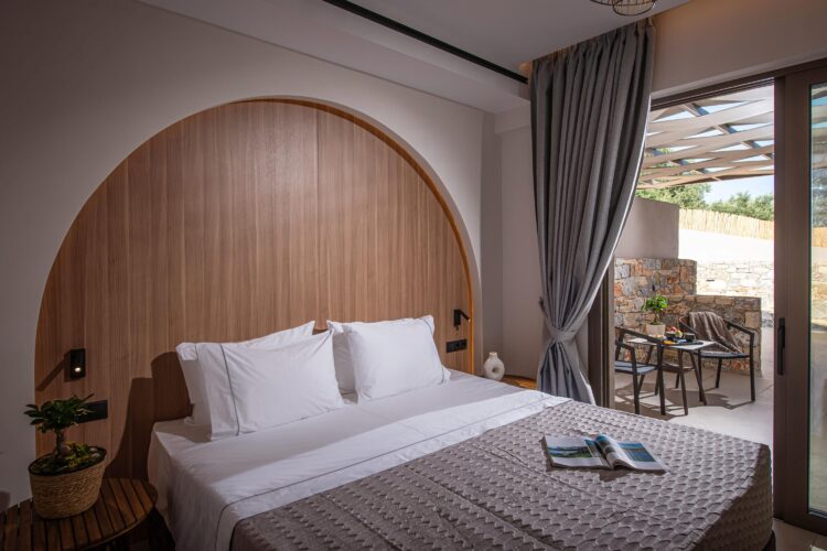 Baech Villa Paralia Luxus Ferienhaus Kreta Am Strand Mieten Schlafzimmer