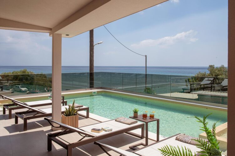 Baech Villa Paralia Luxus Ferienvilla Kreta Am Strand Mieten Meerblick