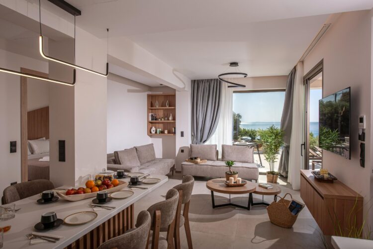 Baech Villa Paralia Luxus Ferienvilla Kreta Am Strand Mieten Wohnen