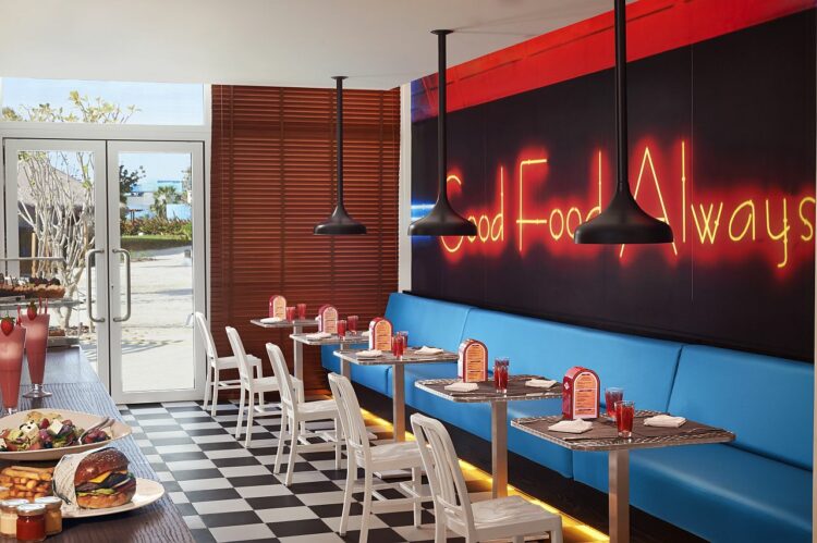 Banana Island Resort Doha By Anantara Restaurant Teds American Diner Seating