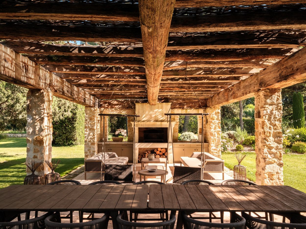 Bastide Eygalieres Luxus Ferienhaus Provence Mieten Poolhaus