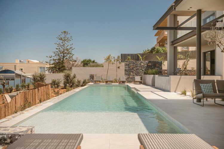 Beach Escape Chania Luxus Ferienhaus Kreta Mieten Pool Terrasse