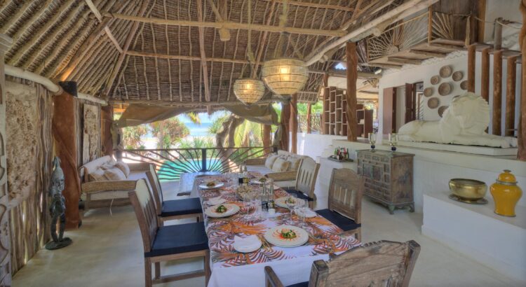Beach Villa Luxus Ferienhaus Kenia Mieten Esstisch