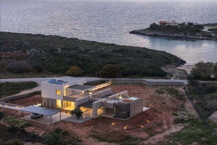 Beach Villa Tersana Luxus Ferienhaus Kreta Mieten Abendstimmung