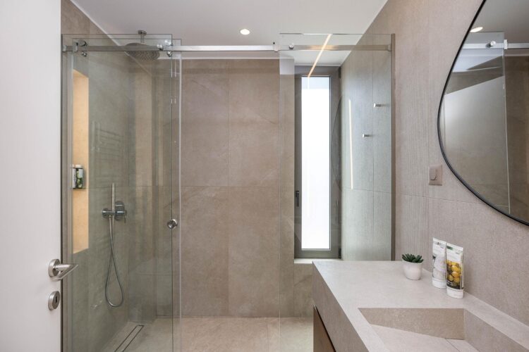 Beach Villa Tersana Luxus Ferienhaus Kreta Mieten Bad
