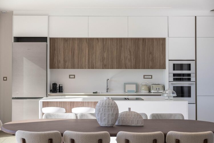 Beach Villa Tersana Luxus Ferienhaus Kreta Mieten Esstisch