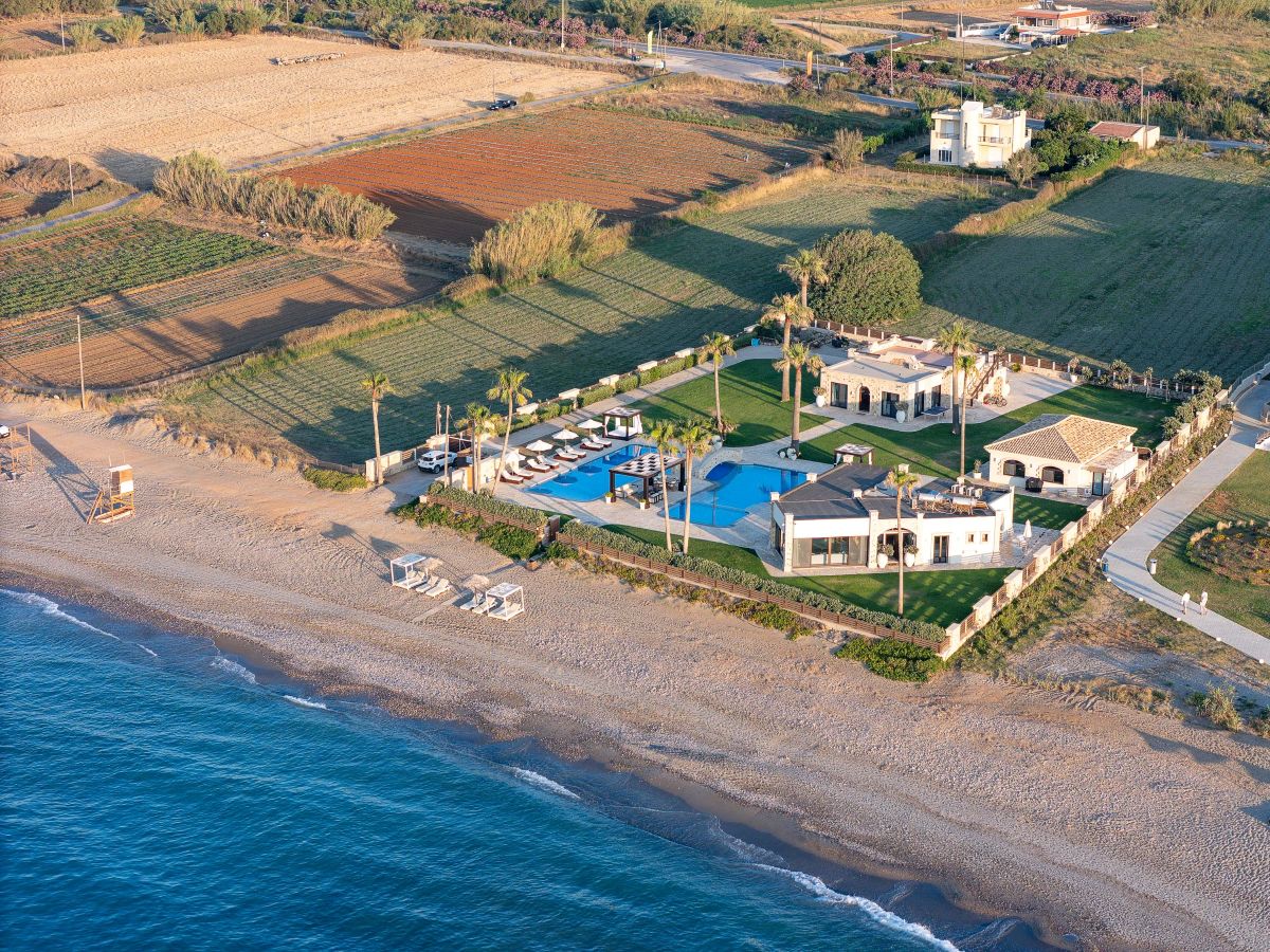 Beachfront Estate Luxus Feruenhaus Kreta Mieten Sand