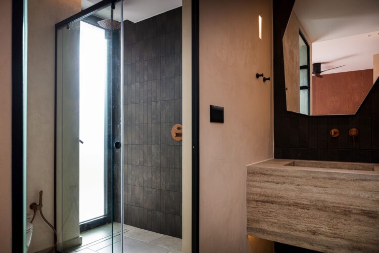 Beachfront Sanctuary Villa Luxus Villa Kreta Mieten Dusche