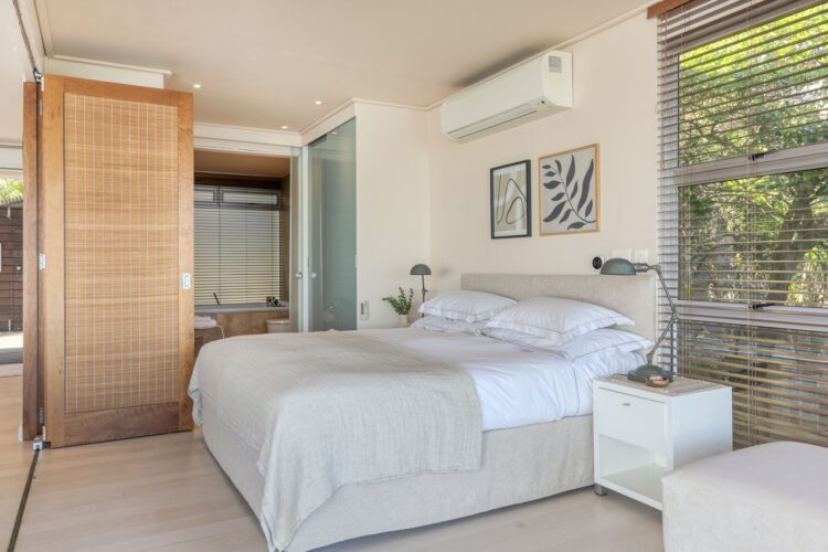 Beachfront Villa Nandi Luxus Ferienhaus Kapstadt Mieten Bett