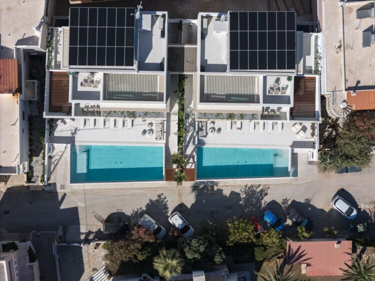 Beachside Villa Missiria Luxus Ferienhaus Kreta Mieten Drohne
