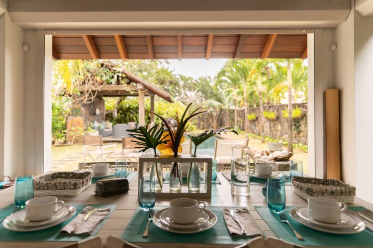Beachvilla Douce Luxus Ferienhaus Mauritius Mieten Esstisch