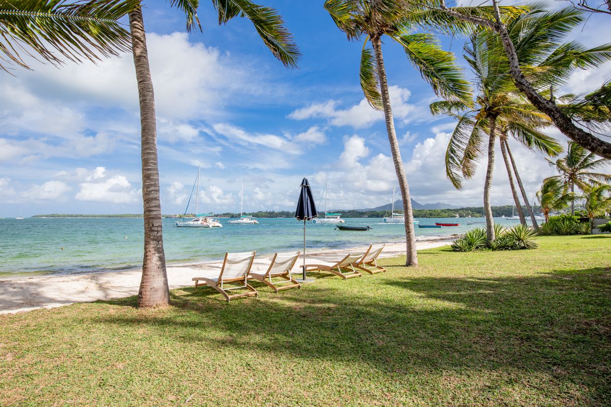 Beachvilla Douce Luxus Ferienhaus Mauritius Mieten Strand