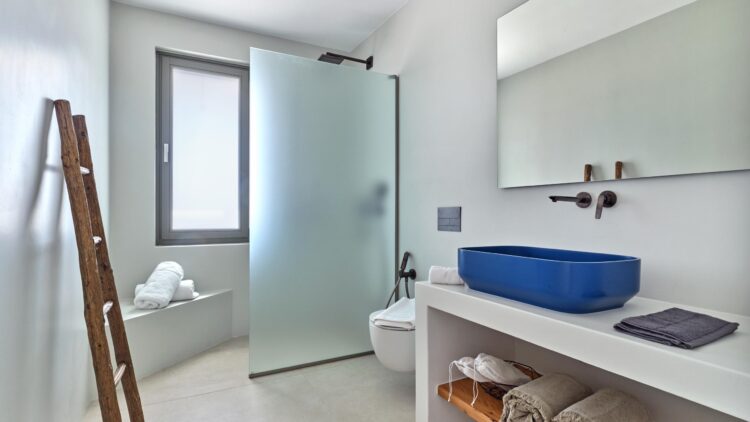 Beachvilla Drios Luxus Ferienhuas Paros Griechenland Mieten Badezimmer