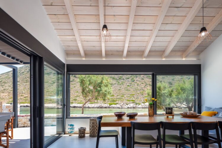 Beachvilla Elena Luxus Ferienvilla Kreta Am Meer Mieten Esstisch