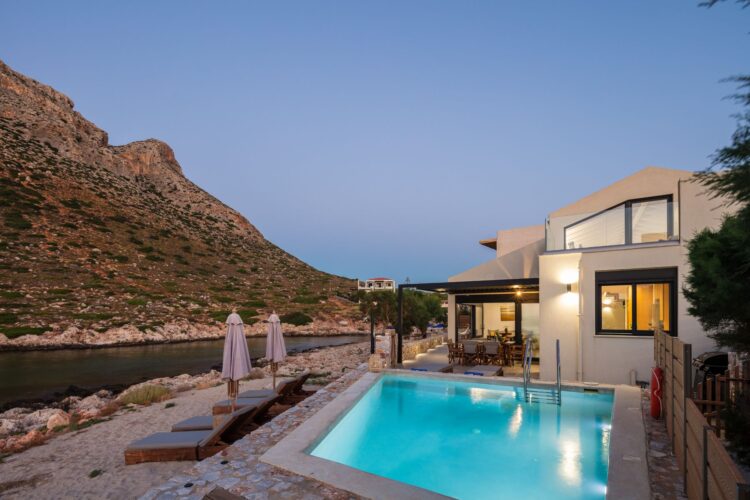 Beachvilla Elena Luxus Ferienvilla Kreta Am Meer Mieten Pool By Night