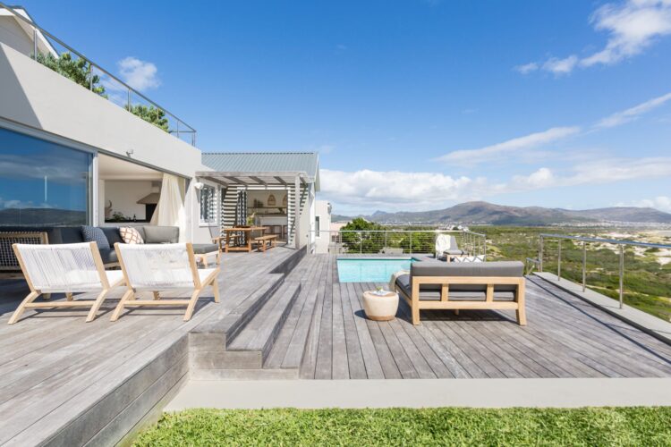 Blue Horizons Villa Luxus Ferienhaus Noordhoek Kapstadt Mieten Poolterrasse