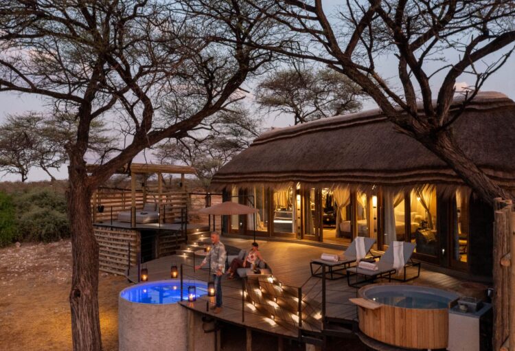 Camp Kala Luxus Safari Lodge Namibia Mieten Deck