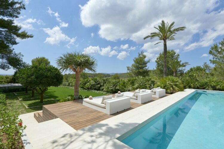 Can Jardin Luxus Ferienhaus Auf Ibiza Poolbereich Mit Ausblick