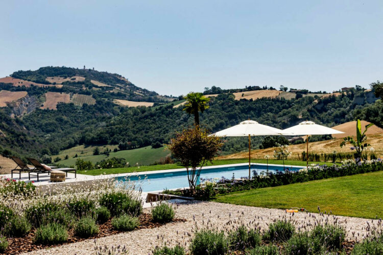 Casa Le Marche Luxus Ferienhaus Italien Marken Pool Mit Aussicht61