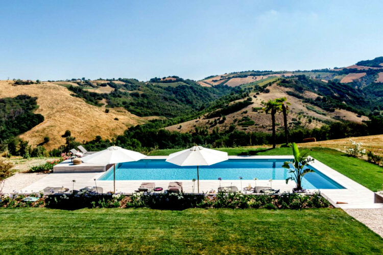 Casa Le Marche Luxus Ferienhaus Italien Marken Pool Mit Aussicht64