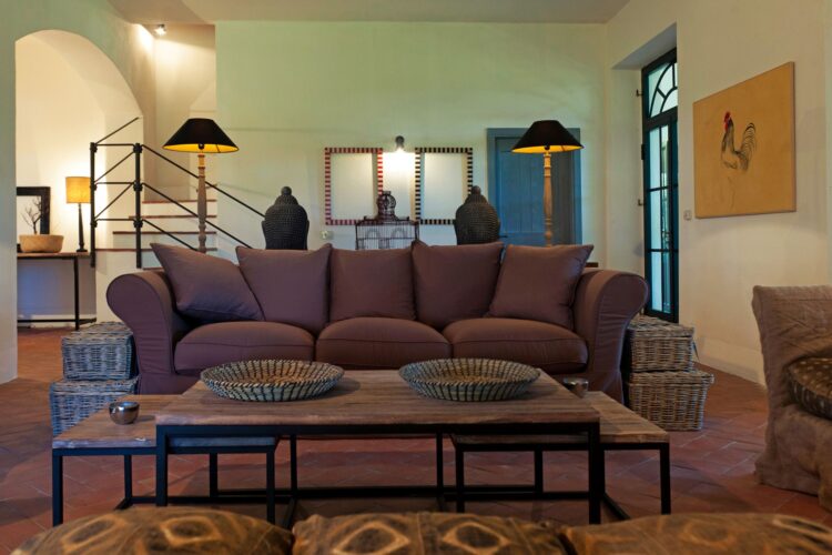 Casa Quercia Luxus Ferienhaus Maremma Italien Mieten Sofa