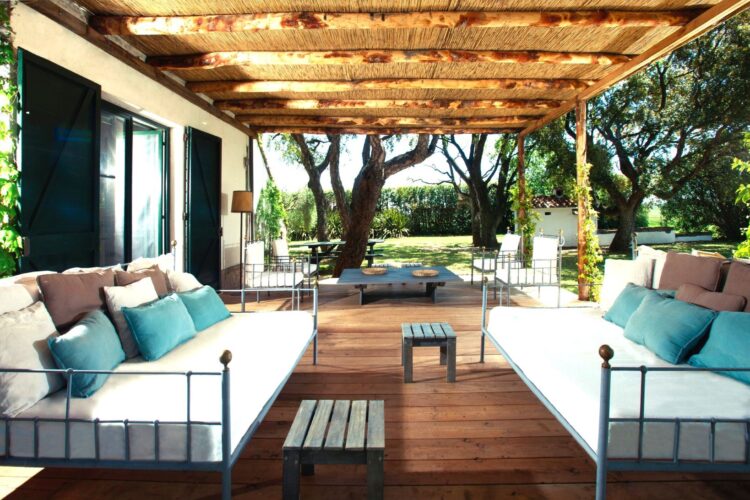 Casa Quercia Luxus Ferienhaus Maremma Italien Mieten Terrasse