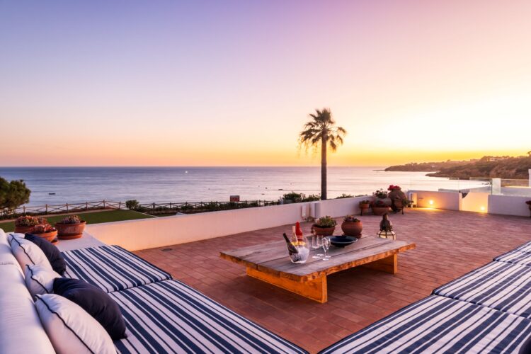 Casa Saudade Luxus Ferienhaus Portugal Mieten Rooftop