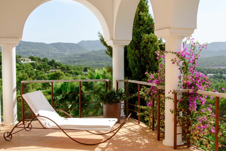 Casa Soleil Luxuriöses Ferienhaus Ibiza Mieten Balkon