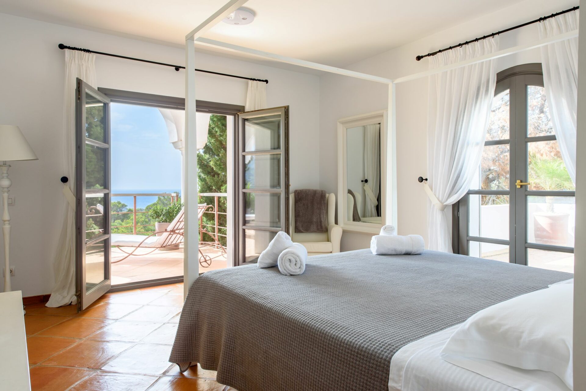 Casa Soleil Luxus Ferienvilla Ibiza Mieten Schlafen