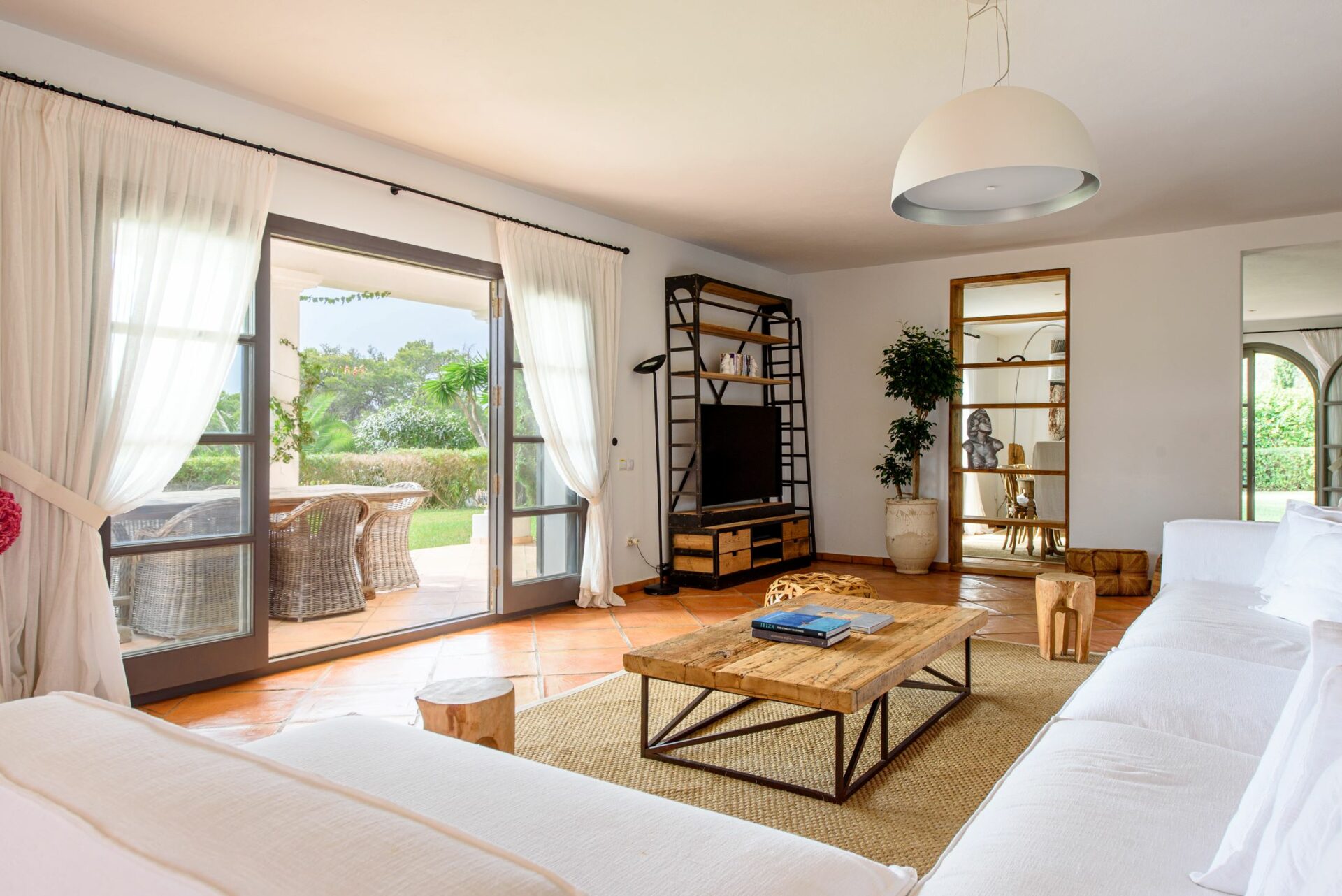 Casa Soleil Luxus Ferienvilla Ibiza Mieten Wohnzimmer