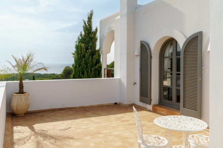 Casa Soleil Exklusives Ferienhaus Ibiza Mieten Studio Terrasse