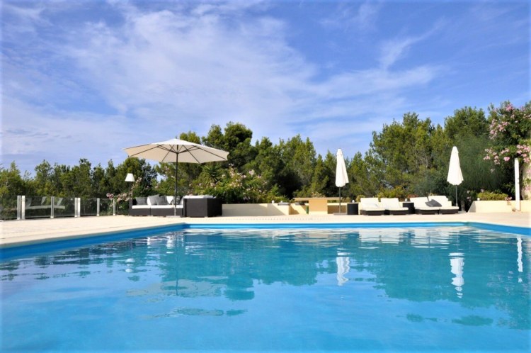 Luxus Ferienhaus auf Ibiza mieten