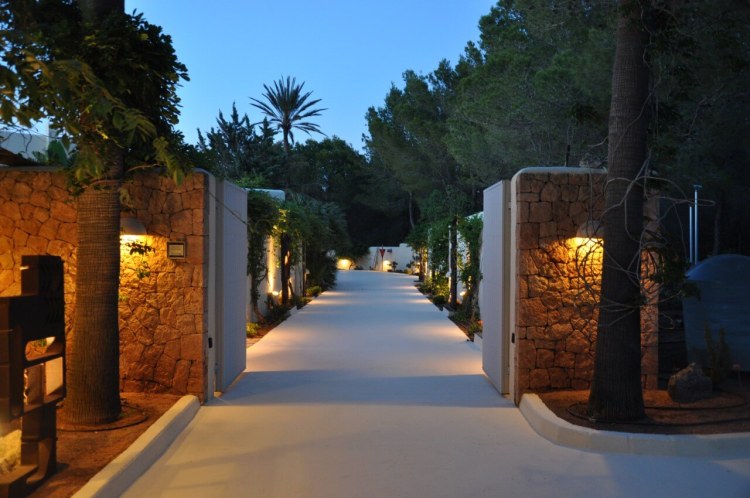 Villa mit Meerblick auf Ibiza mieten