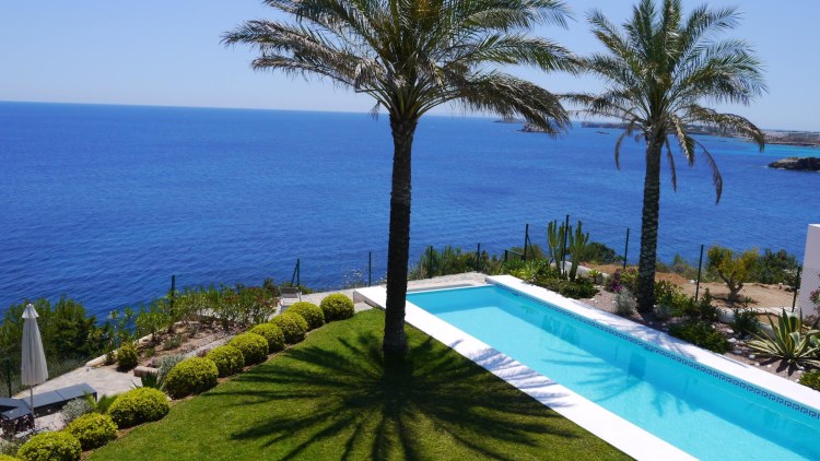 Casa De La Luna Ibiza Pool 1