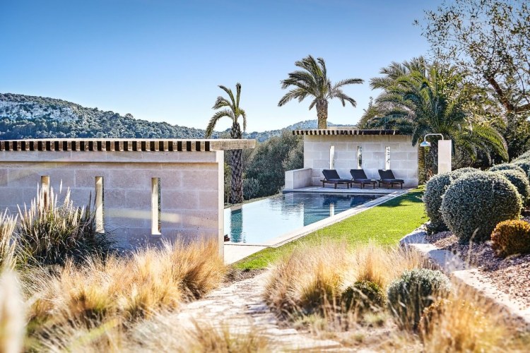 Luxus Finca Villa Mallorca mieten Casa Concos | Geschützter Pool