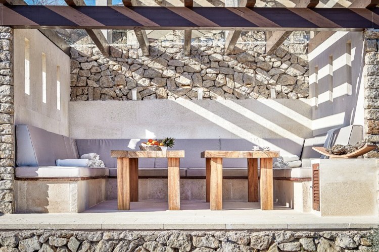 Luxus Finca Villa Mallorca mieten Casa Concos | Sitzgelegenheiten auf der Terrasse