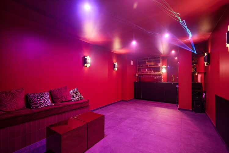 Cassis Hideaway Luxus Ferienhaus Cote D Azur Mieten Disco