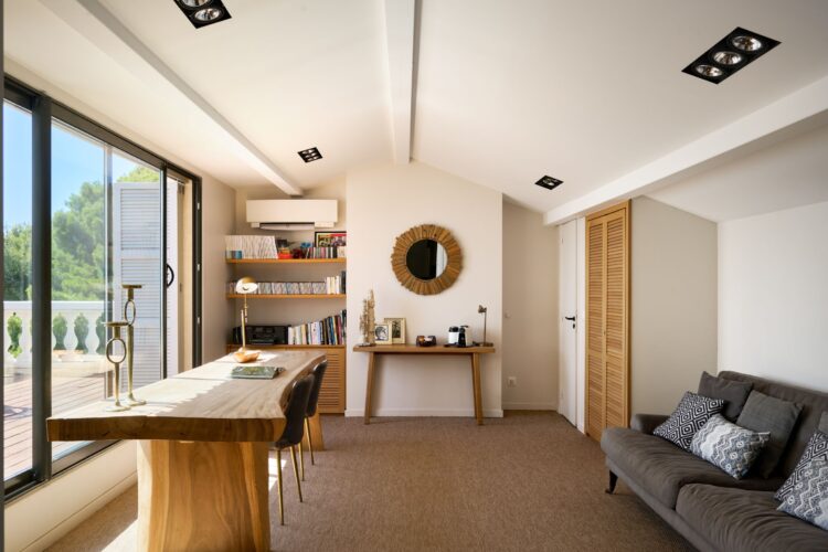 Cassis Hideaway Luxus Ferienhaus Cote D Azur Mieten Office