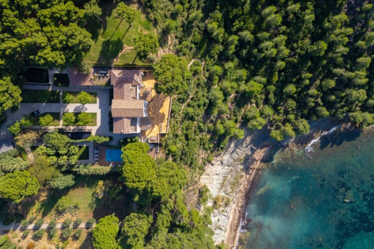 Cassis Hideaway Luxus Ferienhaus Südfrankreich Mieten Drohne