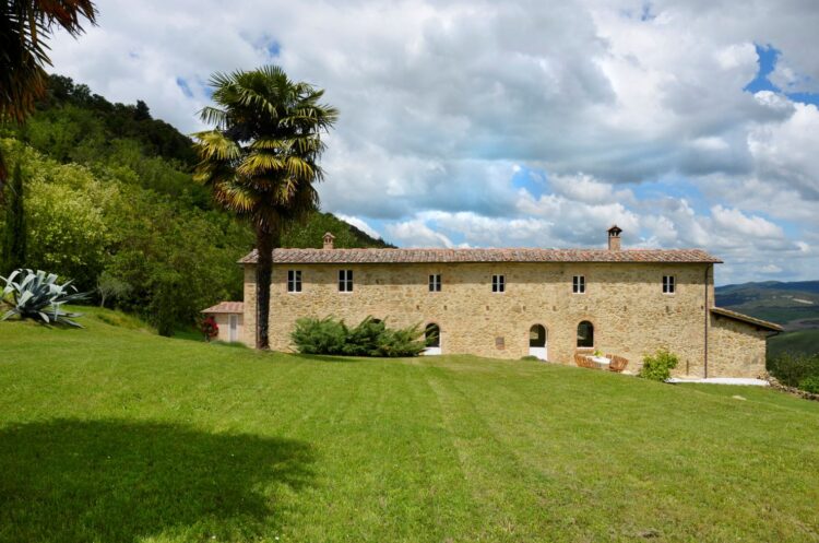 Charming Farmhouse Luxus Ferienhaus Toskana Italien Mieten Außenansicht