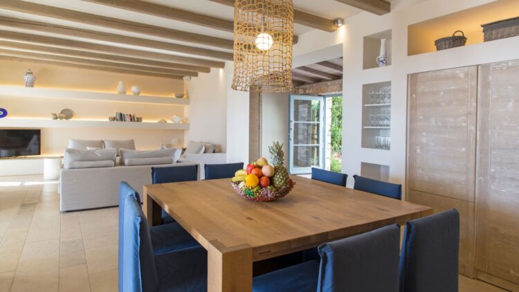 Charming Seaside Villa Luxus Ferienhaus Paros Am Meer Mieten Esstusch