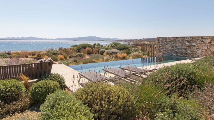 Charming Seaside Villa Luxus Ferienhaus Paros Am Meer Mieten Garten