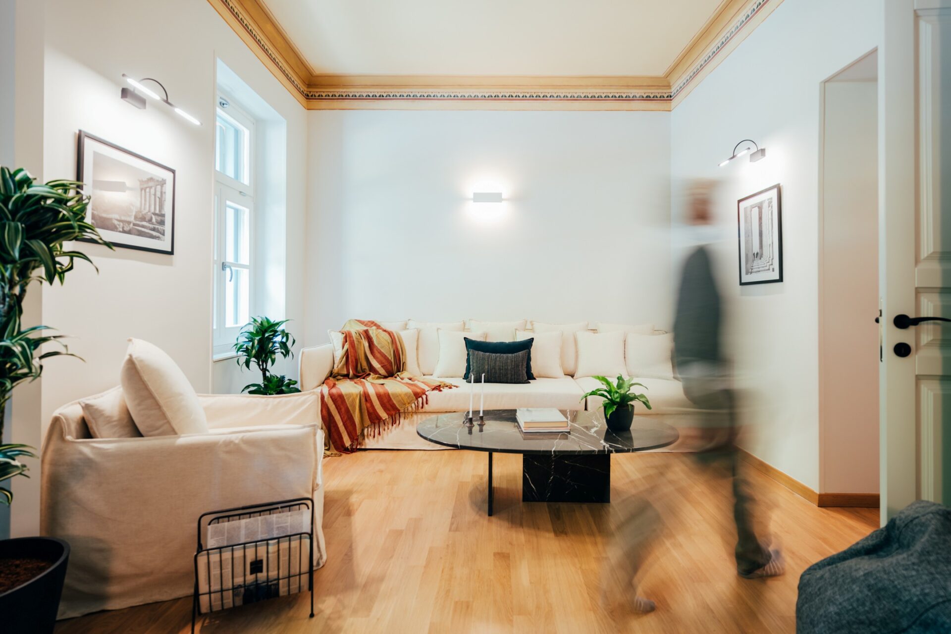 City Escape Athen Luxus Ferienhaus Altstadt Mieten Wohnzimmer