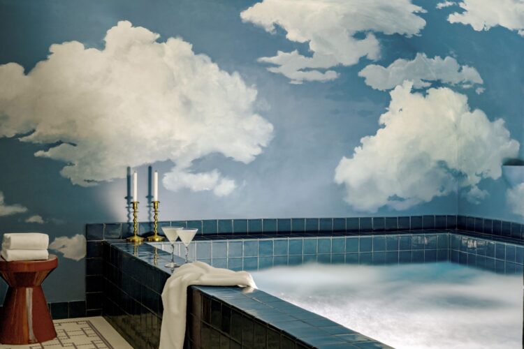 City Escape Montmartre Luxus Ferienvilla Paris Mieten Innenpool