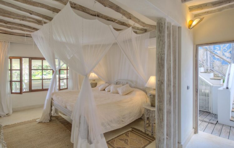 Cliff Villa Luxus Ferienvilla Kenia Am Strand Mieten Bett